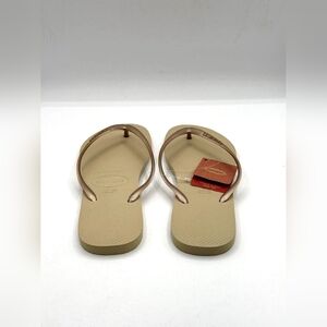 Havaianas Beige Flip Flops